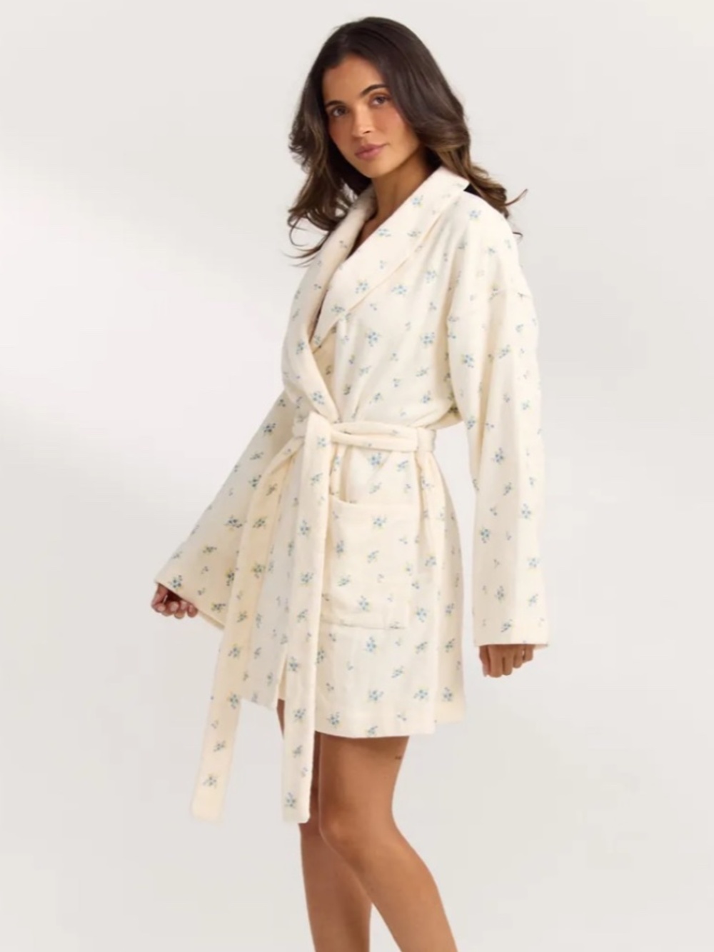 Lounge Cream Floral Towelling Bathrobe, Like New; Size M-L
